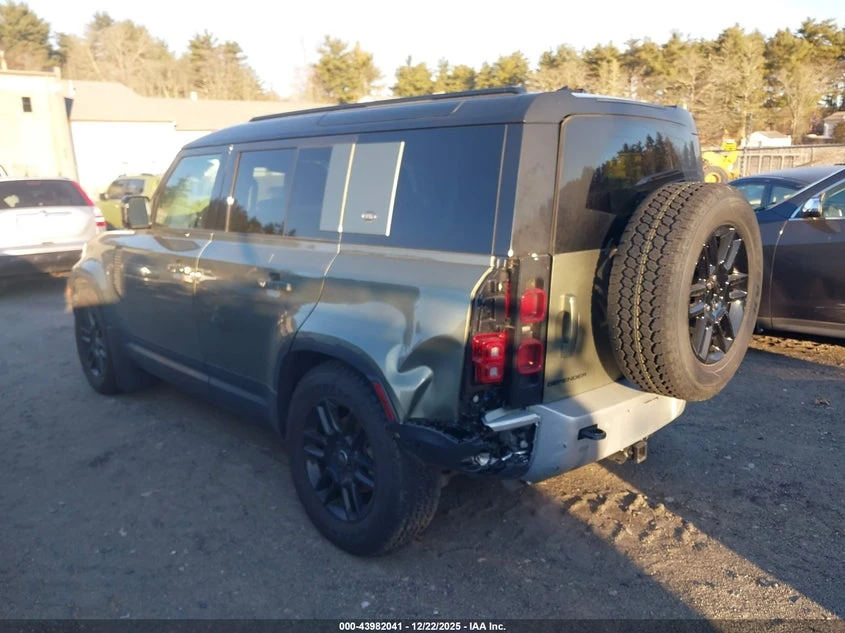 Land Rover Defender 2.0l 110 P300, снимка 3 - Автомобили и джипове - 54351807