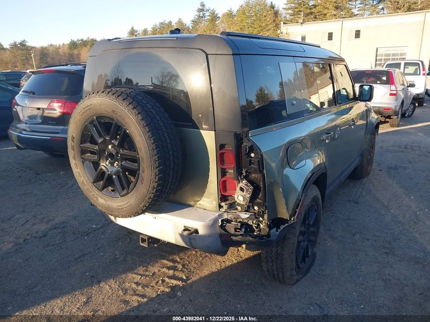 Land Rover Defender 2.0l 110 P300, снимка 4 - Автомобили и джипове - 54351807