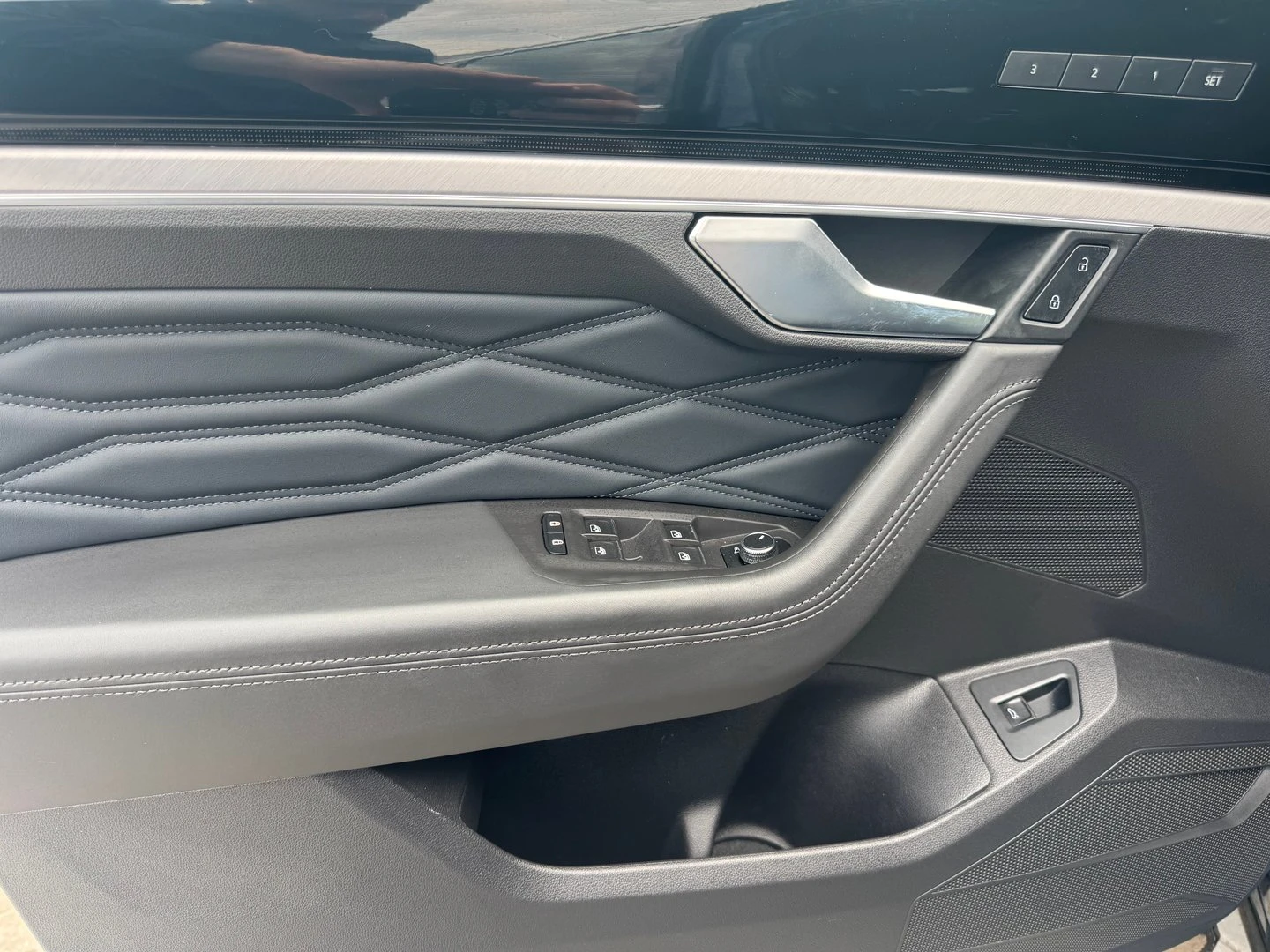 VW Touareg, снимка 14 - Автомобили и джипове - 55650265