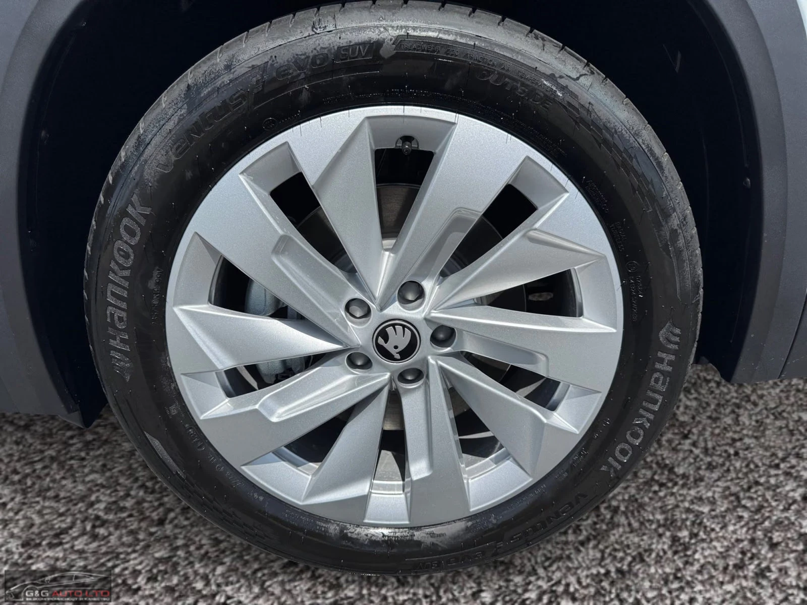 Skoda Kodiaq SELECTION/193HP/4X4/DSG/CAM/CPLAY/DIGI/LED/672q, снимка 13 - Автомобили и джипове - 56001833