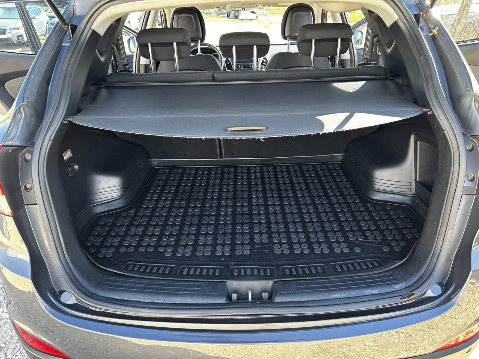 Hyundai IX35, снимка 7 - Автомобили и джипове - 56045882