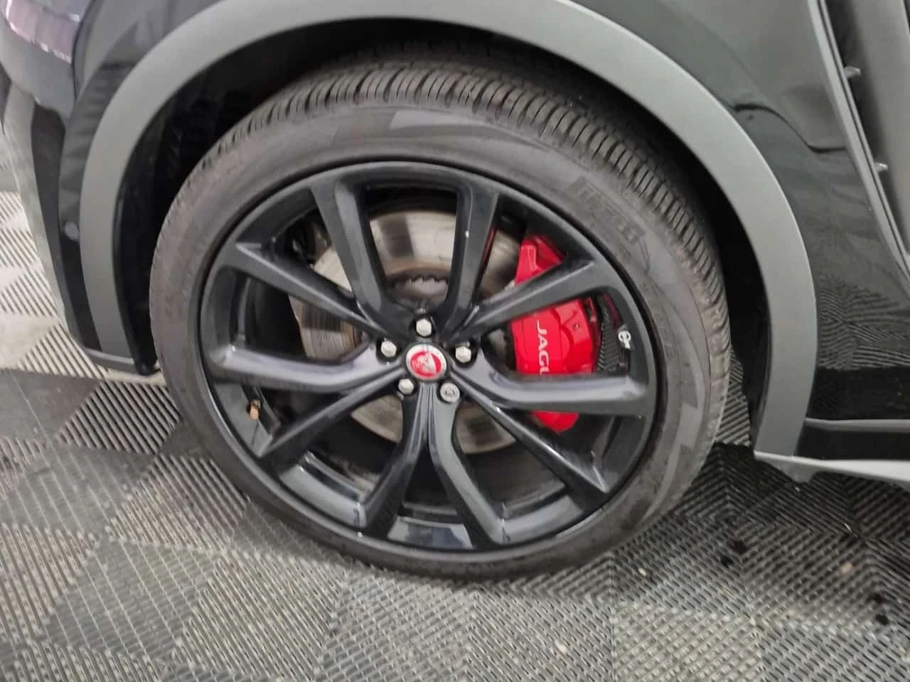Jaguar F-PACE * SVR * CARFAX * 2 ����� * �������� *  | Mobile.bg � ����������� 7