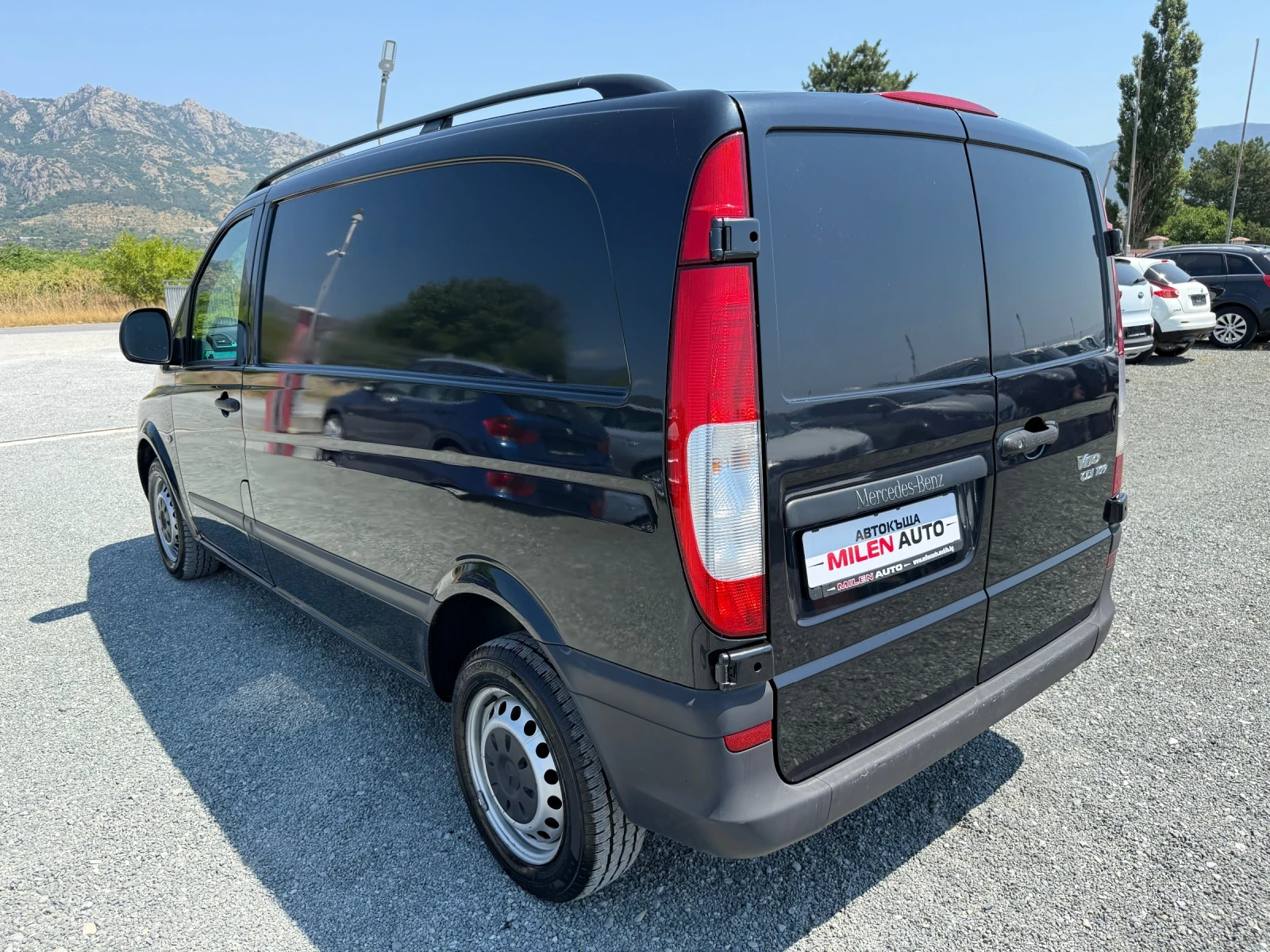 Mercedes-Benz Vito (KATO НОВА) - изображение 8