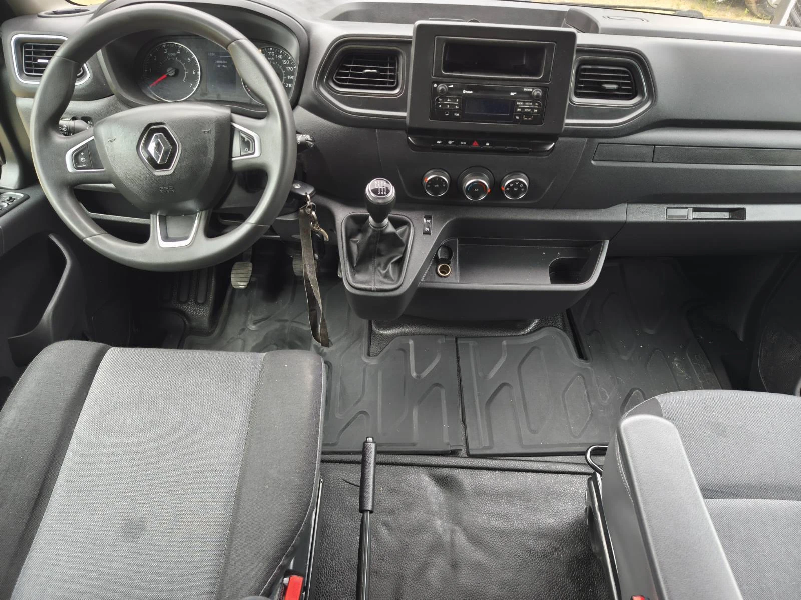 Renault Master 10ПАЛЕТА//ДВЕ ЛЕГЛА//ЛИЗИНГ, снимка 7 - Бусове и автобуси - 54491502