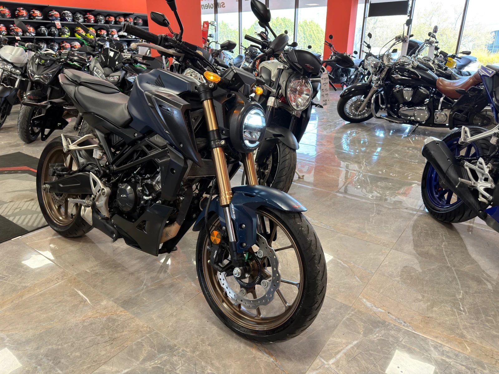 Honda Cb 125i ABS, снимка 2 - Мотоциклети и мототехника - 54218574