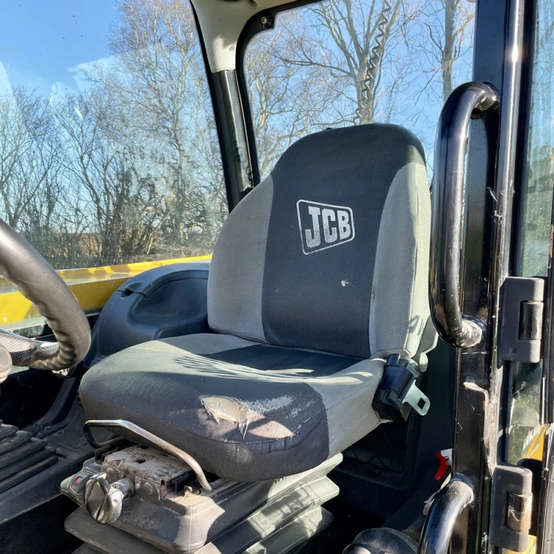 Телескопичен товарач JCB 531-70, снимка 9 - Селскостопанска техника - 53289461