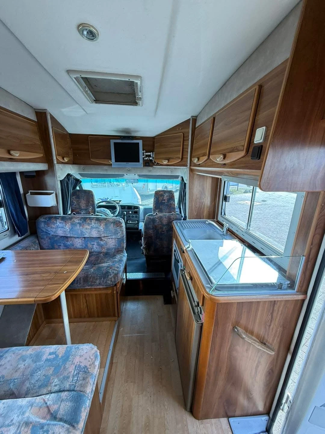 Кемпер Autostar Athenor546, снимка 8 - Каравани и кемпери - 54145128