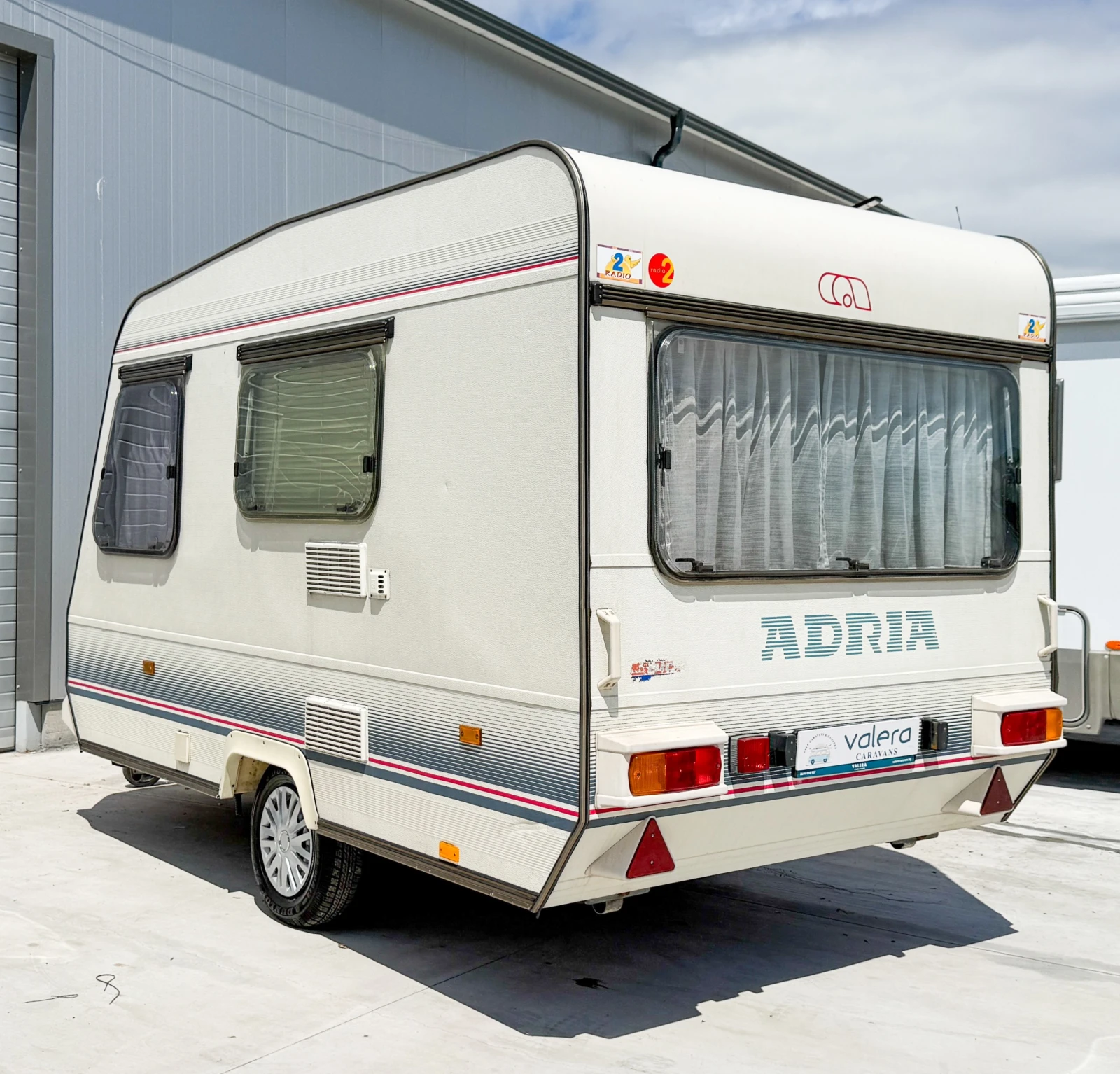 Каравана Adria 350+ форселт/750 кг!!!, снимка 2 - Каравани и кемпери - 54553851