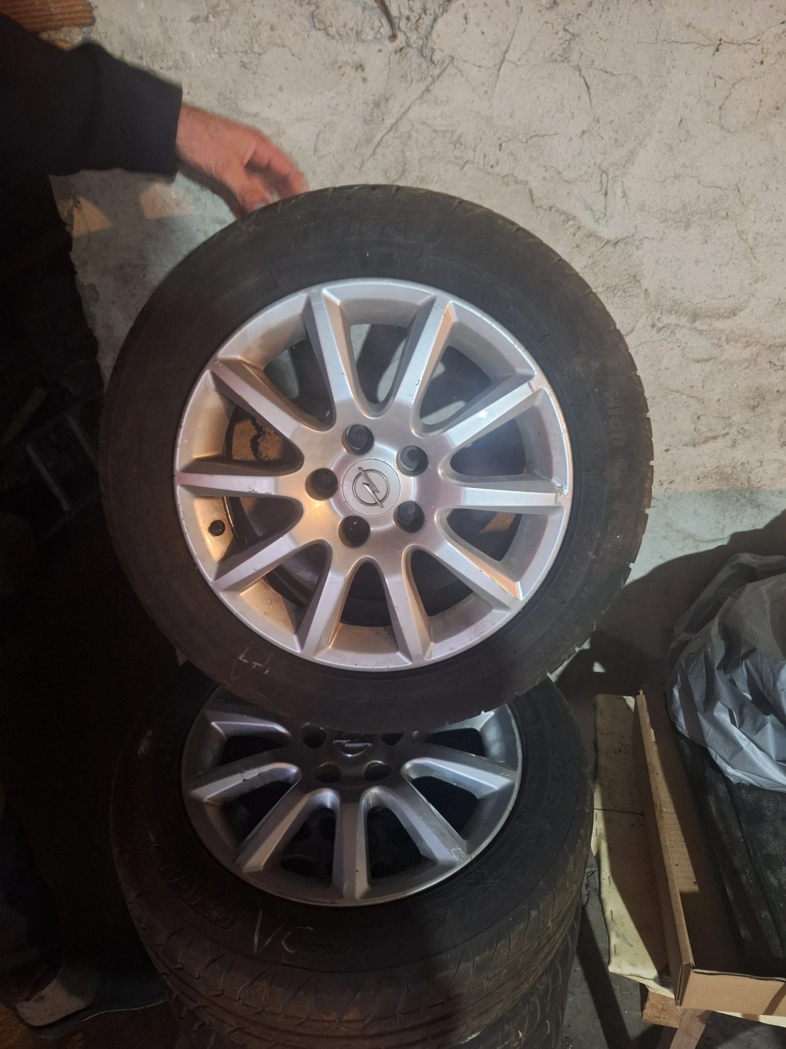 ���� � ������ 205/55R16 �� Opel Vectra | Mobile.bg � ����������� 6