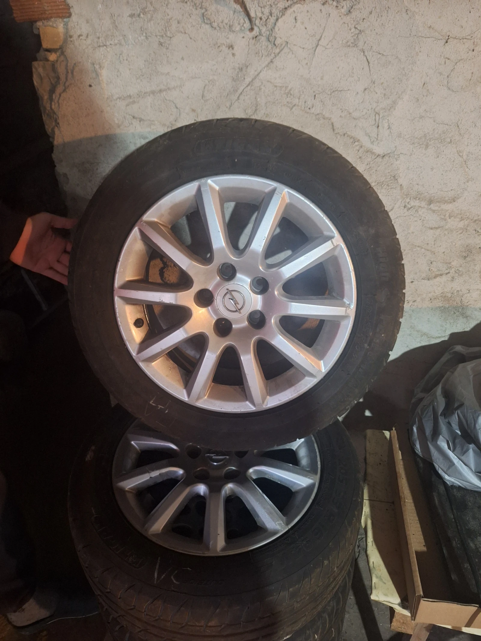 ���� � ������ 205/55R16 �� Opel Vectra | Mobile.bg � ����������� 2