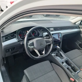 VW Passat Variant 2.0 TDI SCR EVO DSG Business* ОТЛИЧЕН!* , снимка 9