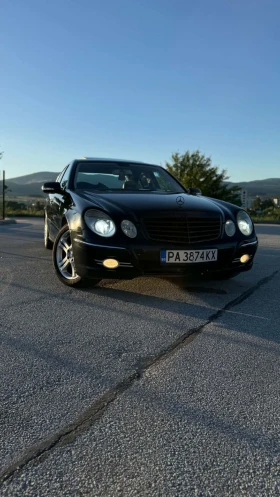 Mercedes-Benz E 350, снимка 1
