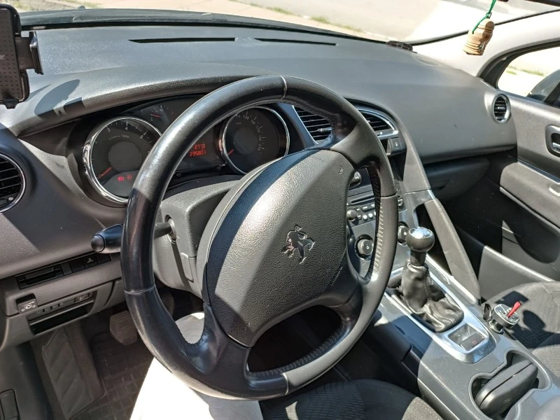 Peugeot 3008, снимка 7 - Автомобили и джипове - 47310725