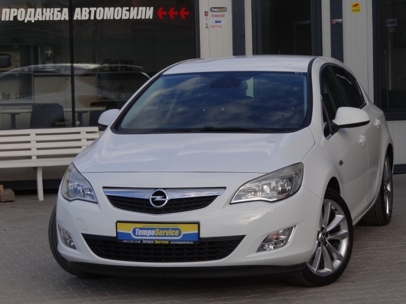 Opel Astra 1.4i-Turbo-140k.c. /Cosmo/NAVI/KOJA/Euro-5A/, снимка 1 - Автомобили и джипове - 46263584