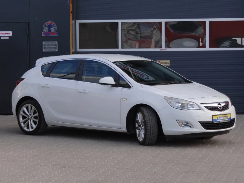 Opel Astra 1.4i-Turbo-140k.c. /Cosmo/NAVI/KOJA/Euro-5A/, снимка 6 - Автомобили и джипове - 46263584