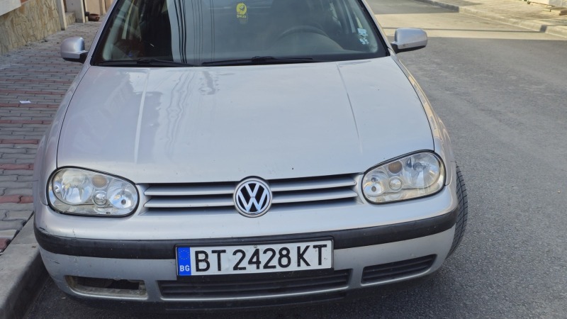 VW Golf, снимка 1 - Автомобили и джипове - 46475080