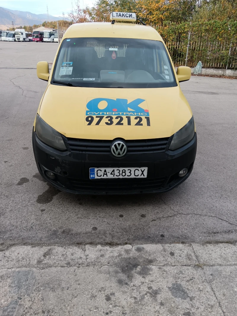 VW Caddy, снимка 7 - Автомобили и джипове - 48085359