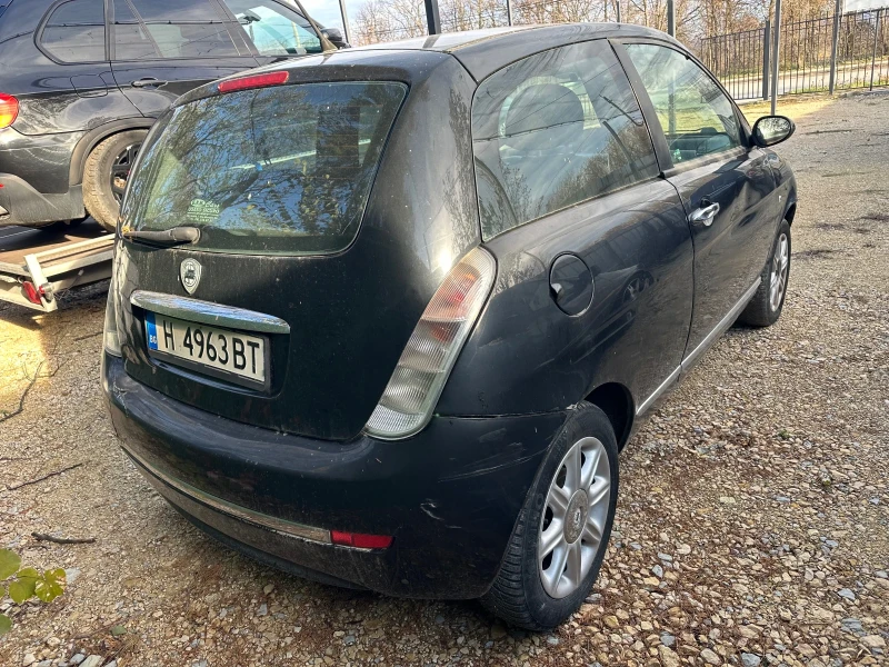 Lancia Y 1.3MJT* CLIMA* РЕГИСТРИРАНА, снимка 4 - Автомобили и джипове - 48091142