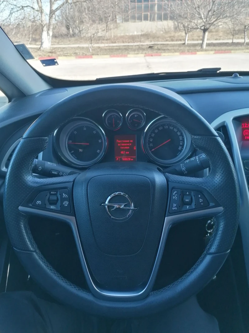 Opel Astra GTC, снимка 7 - Автомобили и джипове - 48621134