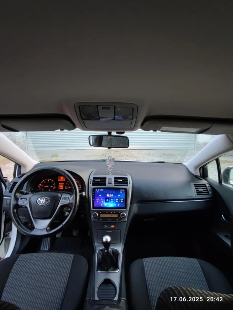 Toyota Avensis, снимка 9 - Автомобили и джипове - 50794935