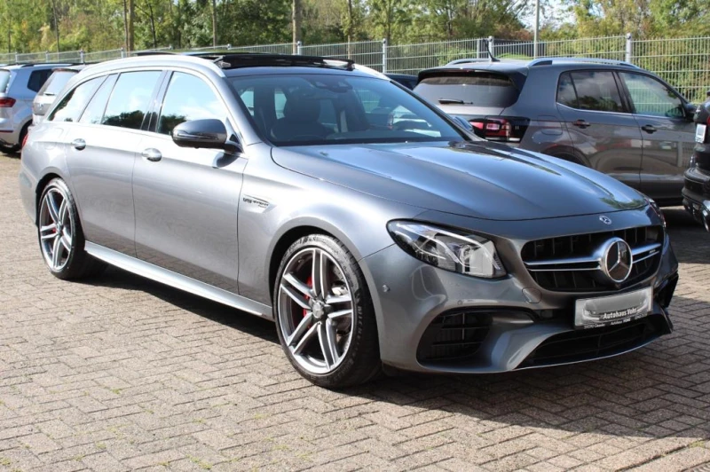 Mercedes-Benz E 63 AMG, снимка 4 - Автомобили и джипове - 52565937