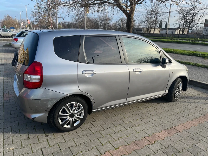 Honda Jazz, снимка 2 - Автомобили и джипове - 52728092