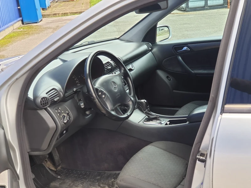 Mercedes-Benz C 270 Cdi, снимка 5 - Автомобили и джипове - 52970400