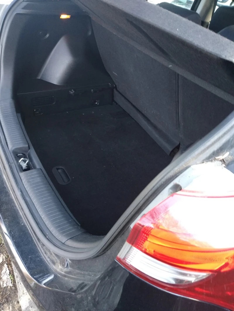 Hyundai Ix20, снимка 9 - Автомобили и джипове - 53167060