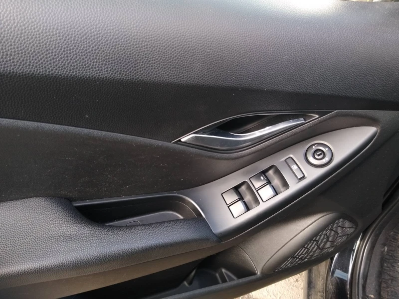 Hyundai Ix20, снимка 11 - Автомобили и джипове - 53167060