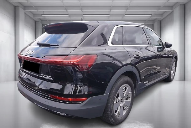 Audi E-Tron 55 Quattro = S-line = Air Suspension Гаранция - изображение 2