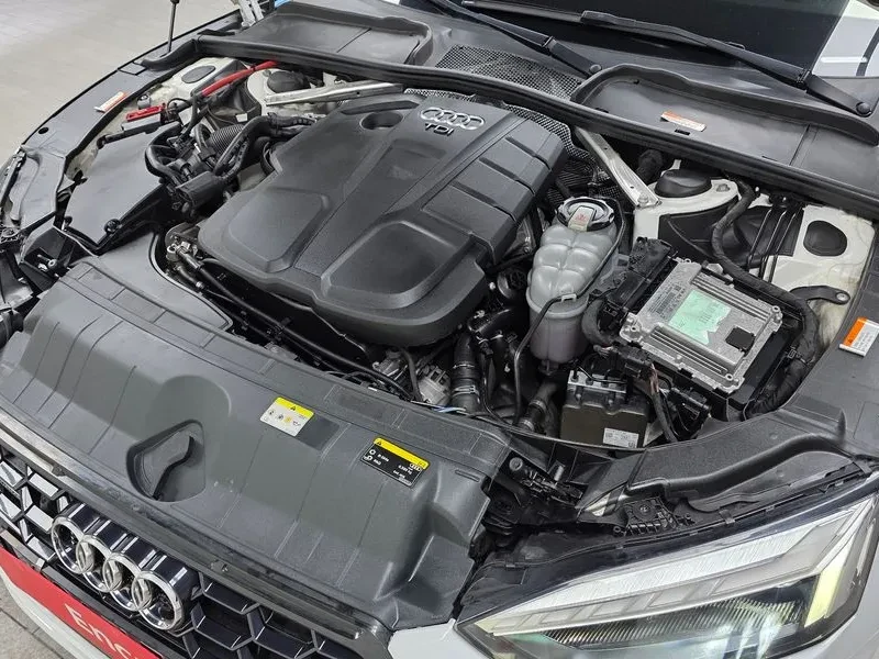 Audi A5 2.0 TDI Quattro, снимка 6 - Автомобили и джипове - 54145866