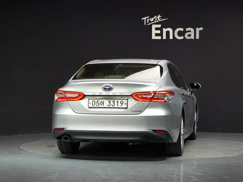 Toyota Camry (Xv70) 2.5 Xle Hybrid | Mobile.bg � ����������� 4
