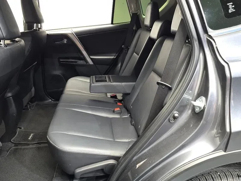 Toyota Camry 2.5 XV70 �������| ���������| ������� | Mobile.bg � ����������� 9