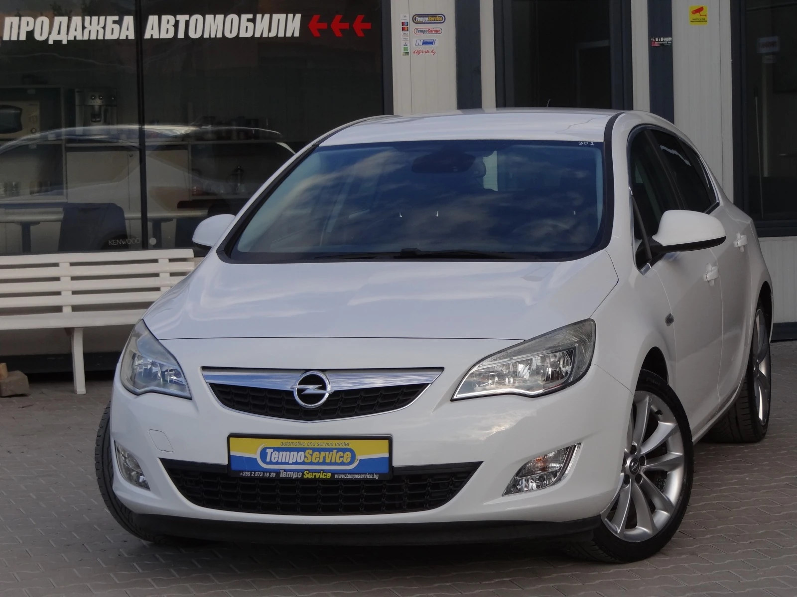Opel Astra 1.4i-Turbo-140k.c. /Cosmo/Navi/Koja/Euro-5A/, снимка 1