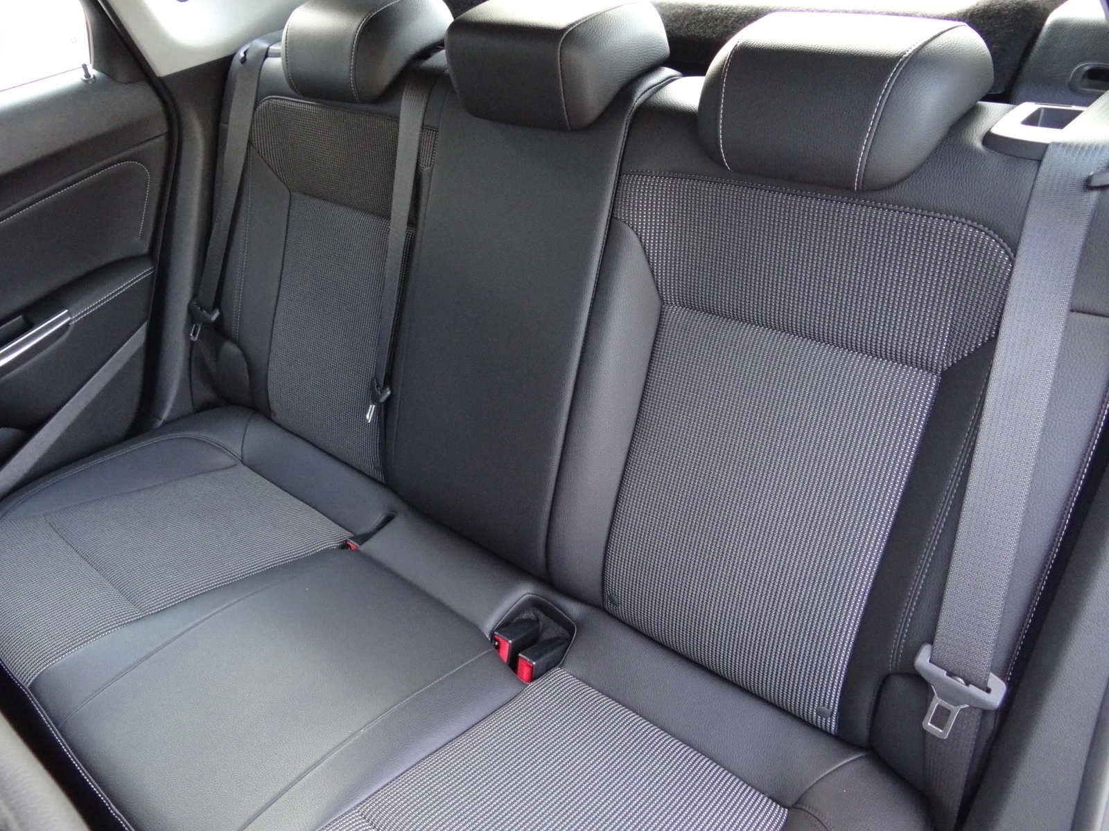 Opel Astra 1.4i-Turbo-140k.c. /Cosmo/NAVI/KOJA/Euro-5A/ | Mobile.bg   13