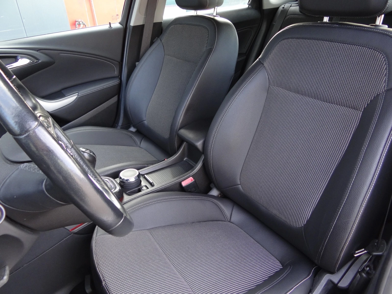 Opel Astra 1.4i-Turbo-140k.c. /Cosmo/NAVI/KOJA/Euro-5A/ | Mobile.bg   12