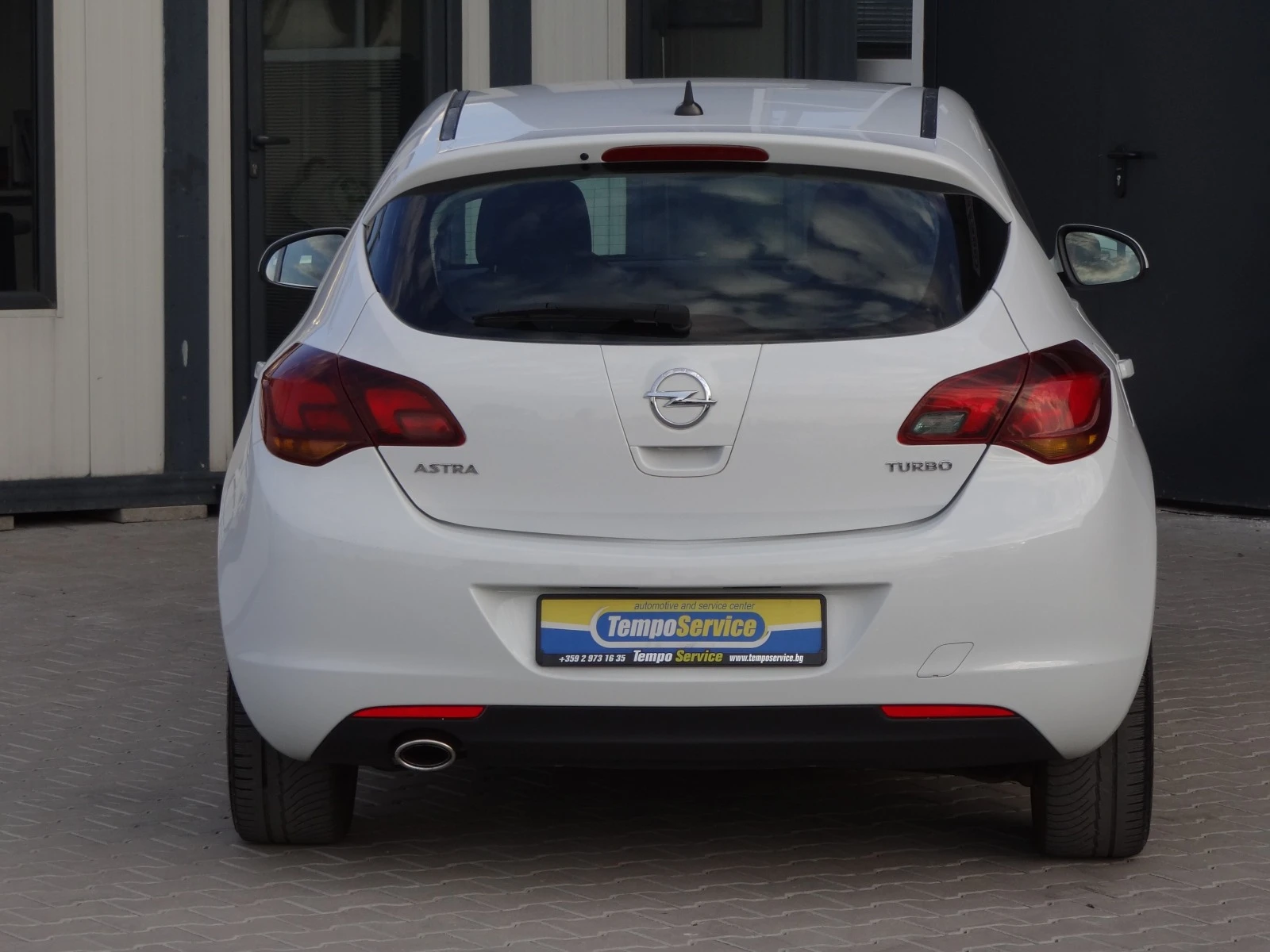 Opel Astra 1.4i-Turbo-140k.c. /Cosmo/NAVI/KOJA/Euro-5A/ - изображение 4