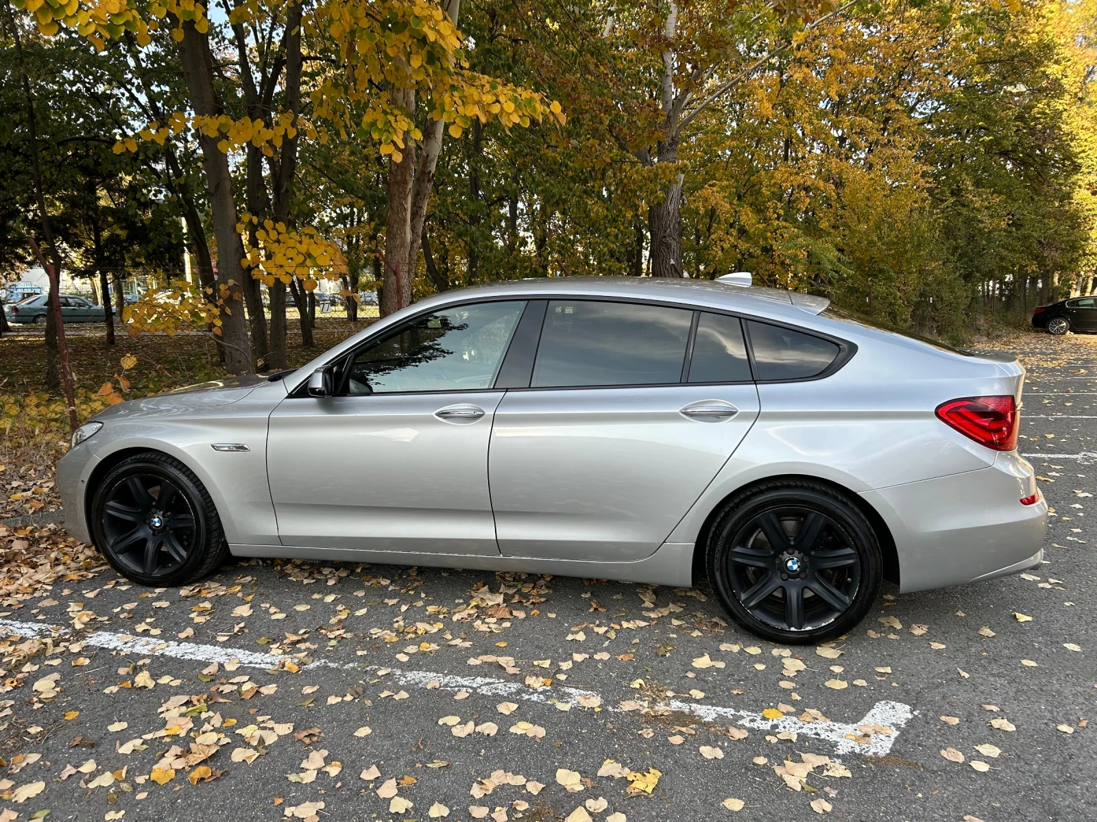 BMW 5 Gran Turismo 530D GT - изображение 6