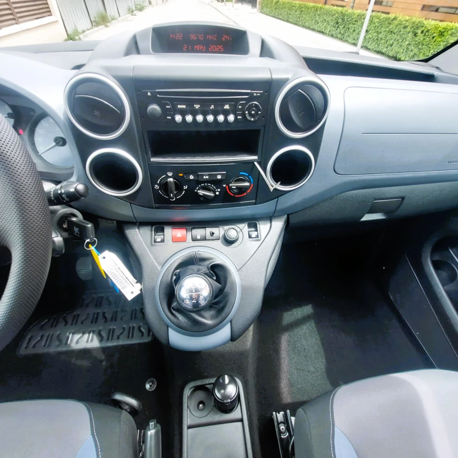 Peugeot Partner 1.6.HDI FACE 4+ 1 - изображение 10