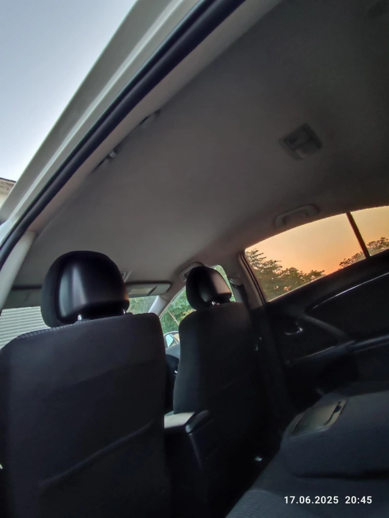 Toyota Avensis | Mobile.bg — изображение 12