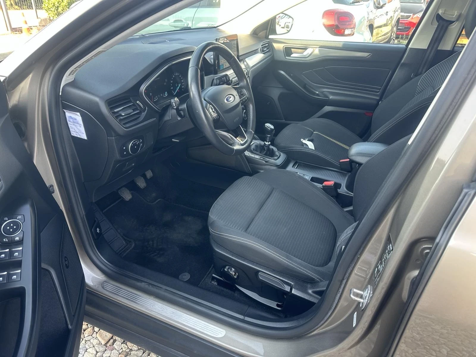 Ford Focus 1.5 Titanium/Pano/Full LED - изображение 6