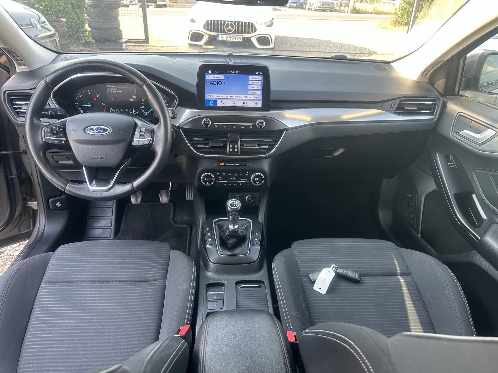Ford Focus 1.5 Titanium/Pano/Full LED - изображение 8
