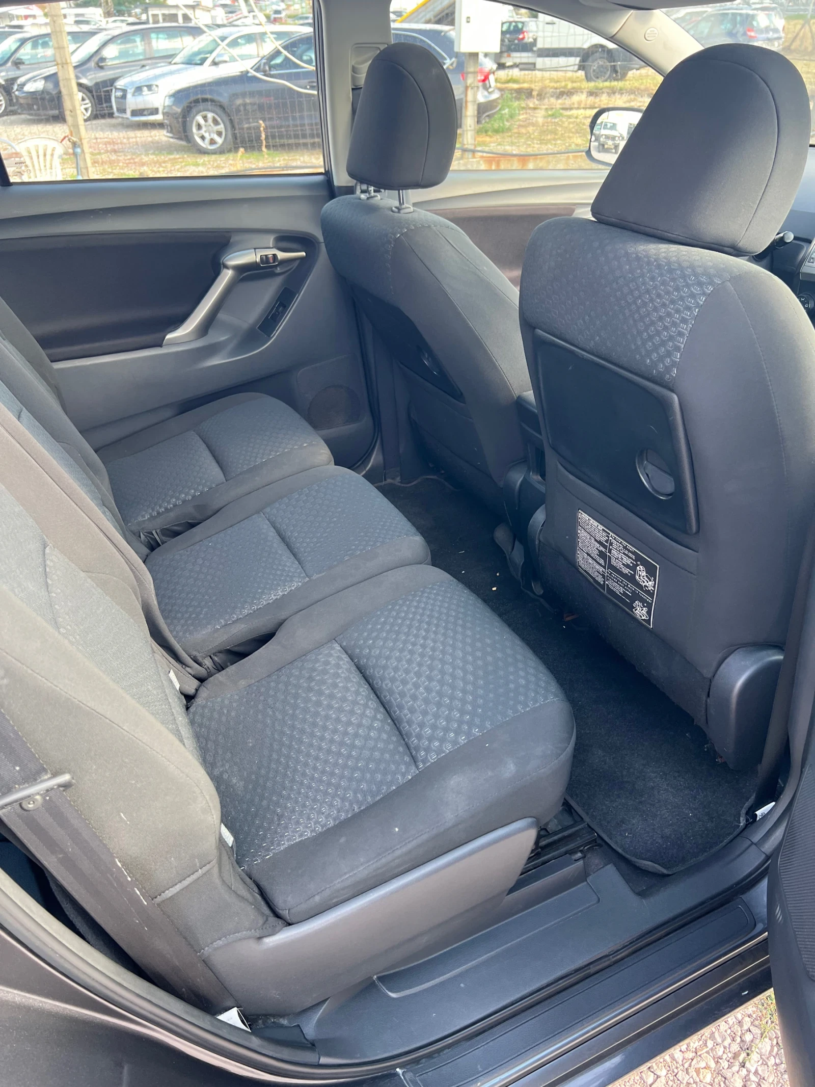 Toyota Verso Панорама | Mobile.bg — изображение 17