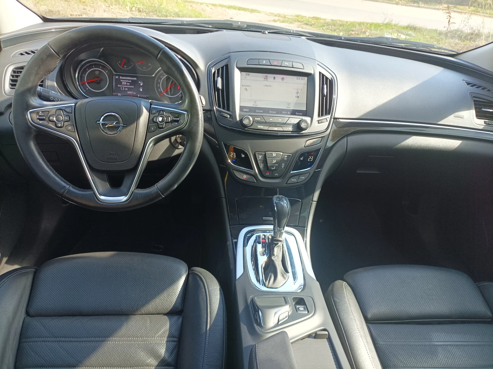 Opel Insignia SPORTS TOURER SW - изображение 9