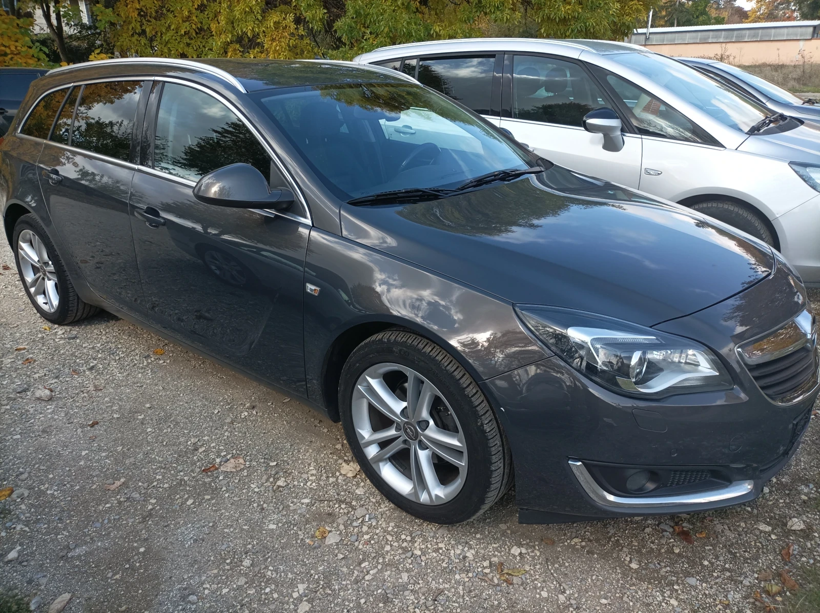 Opel Insignia SPORTS TOURER SW - изображение 2
