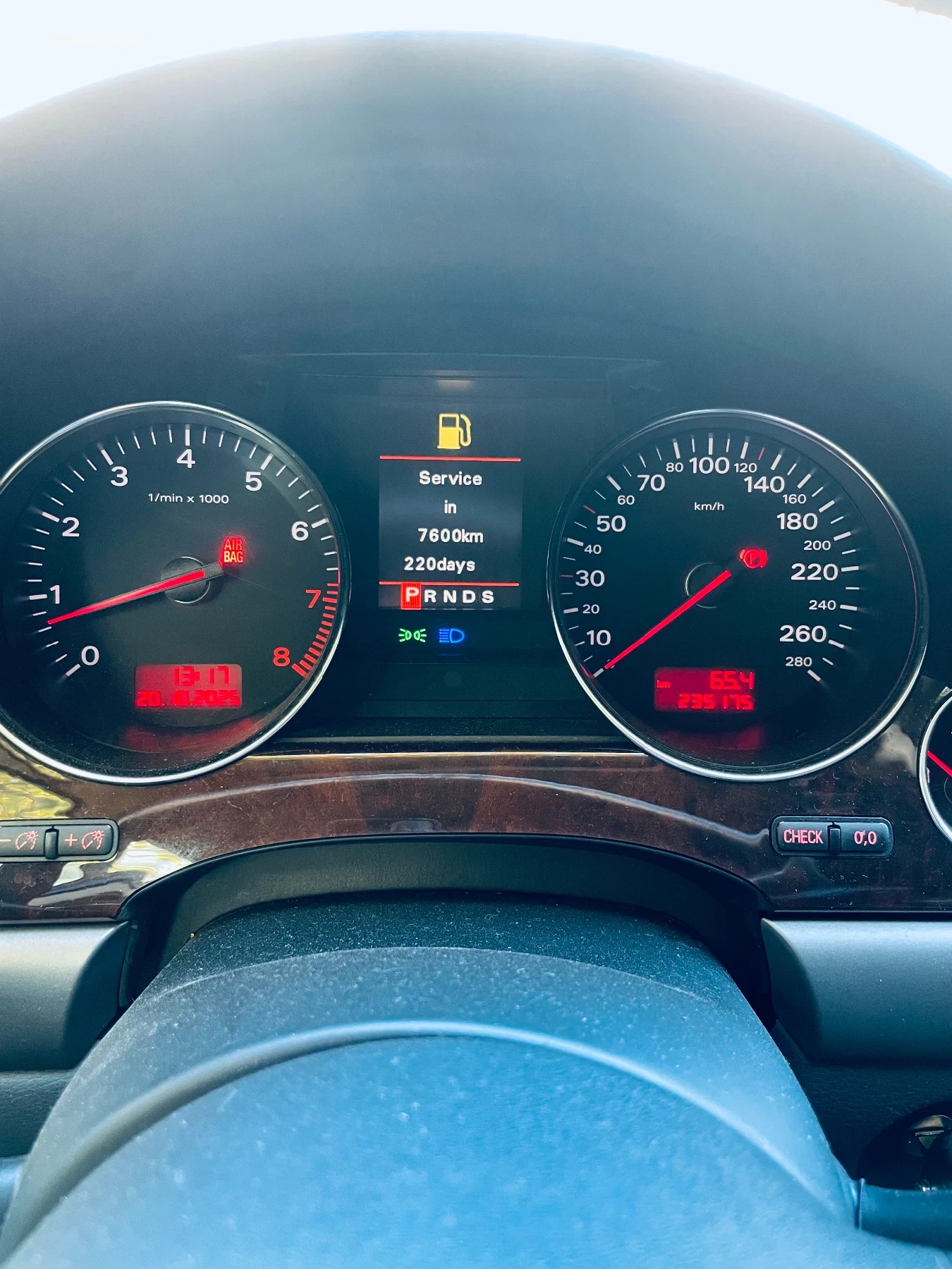 Audi A8  - изображение 8