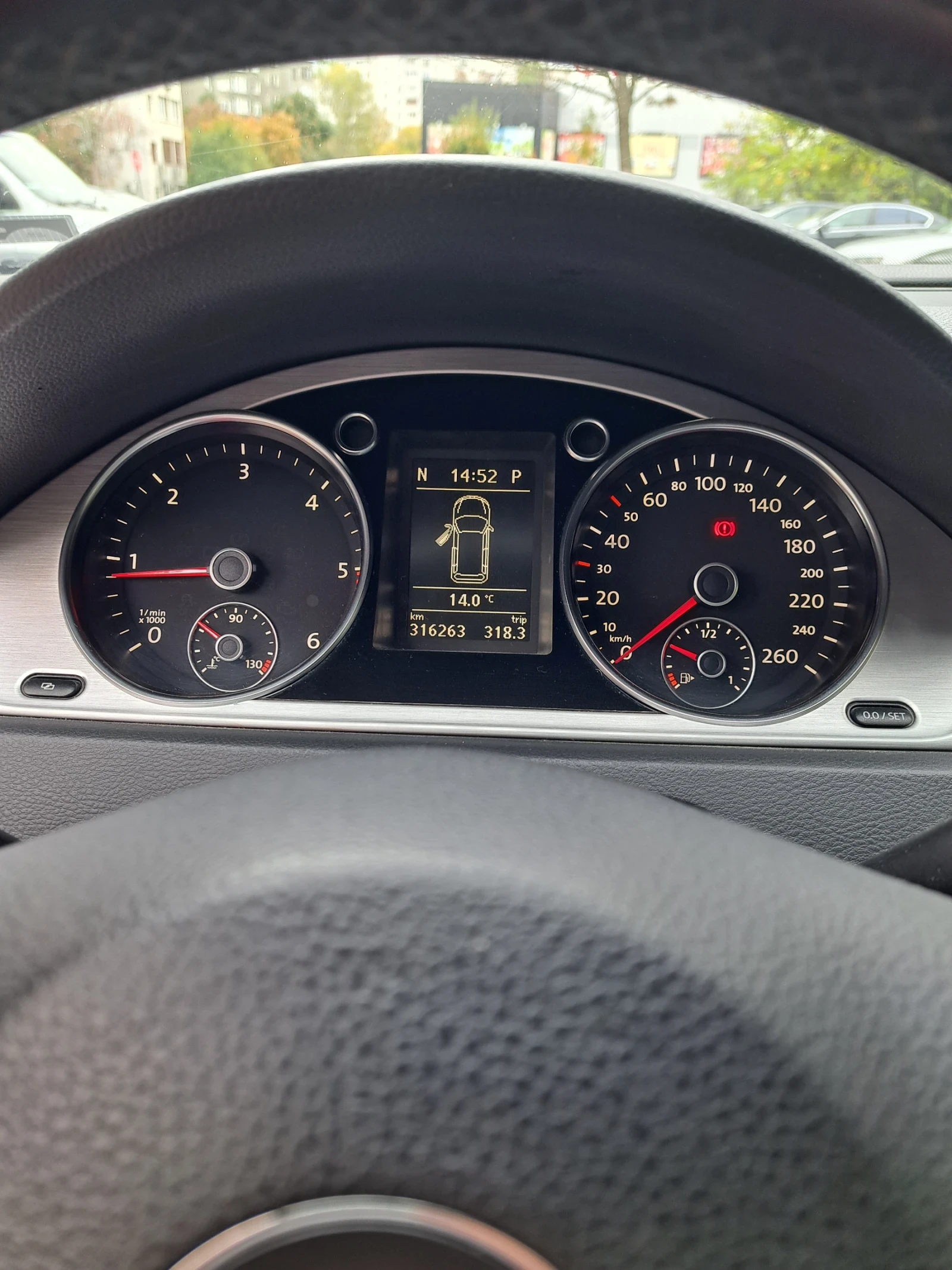 VW Passat Passat  Variant.2.0 TDI DSG Highline - изображение 10