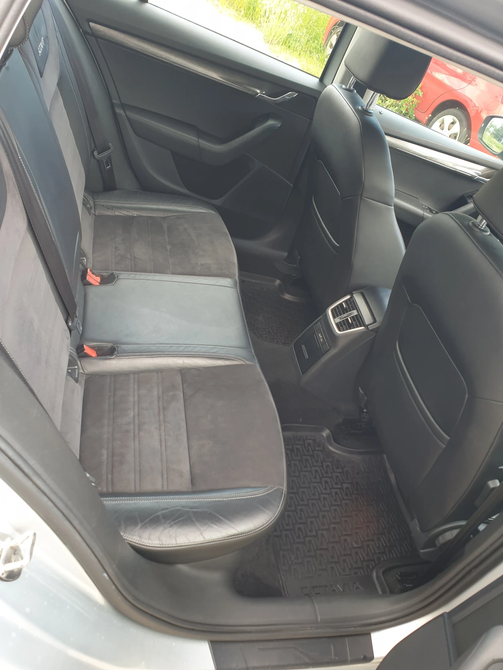 Skoda Octavia SCAUT | Mobile.bg � ����������� 13