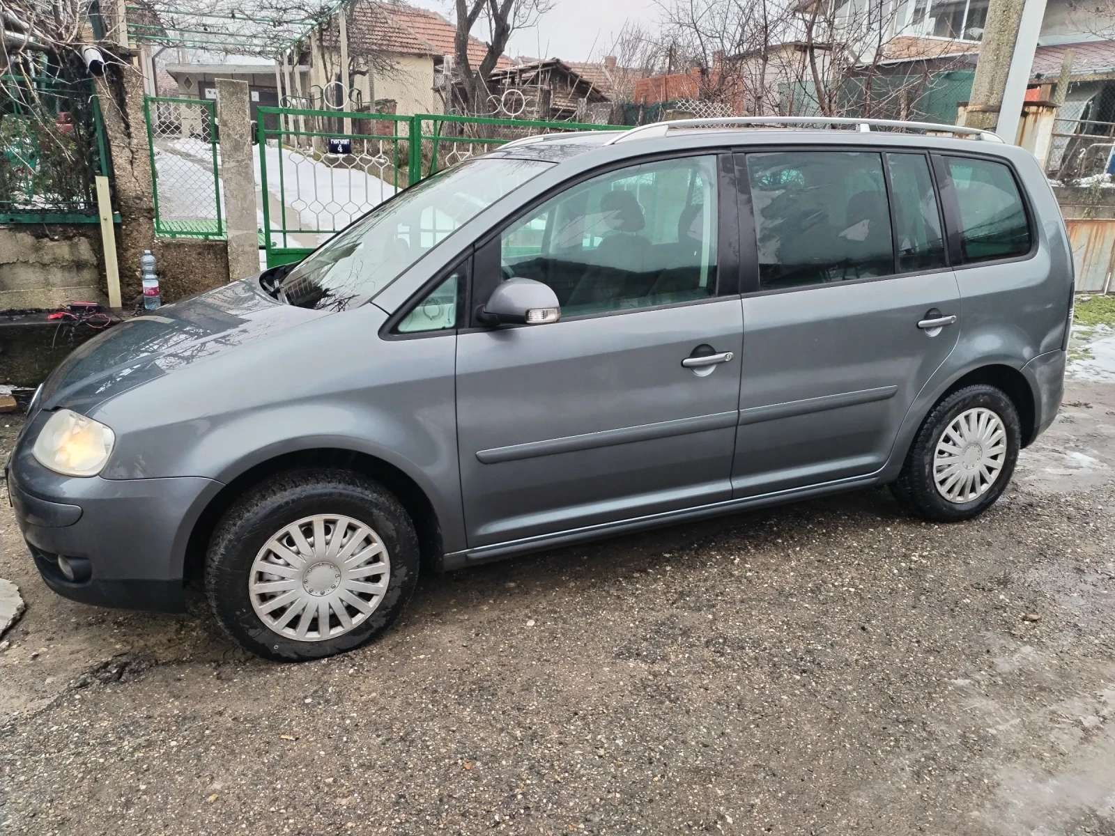 VW Touran 1, 9TDI 101���� 6 �������� | Mobile.bg � ����������� 2