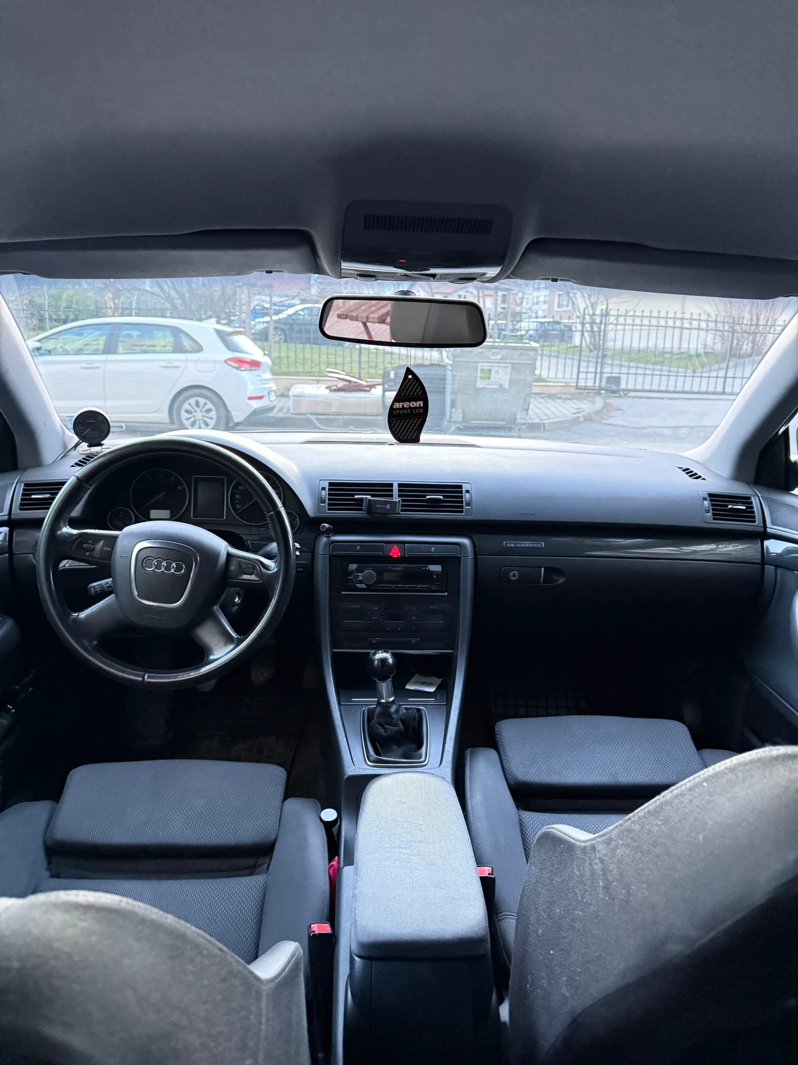 Audi A4 1.8t , снимка 9 - Автомобили и джипове - 53831897